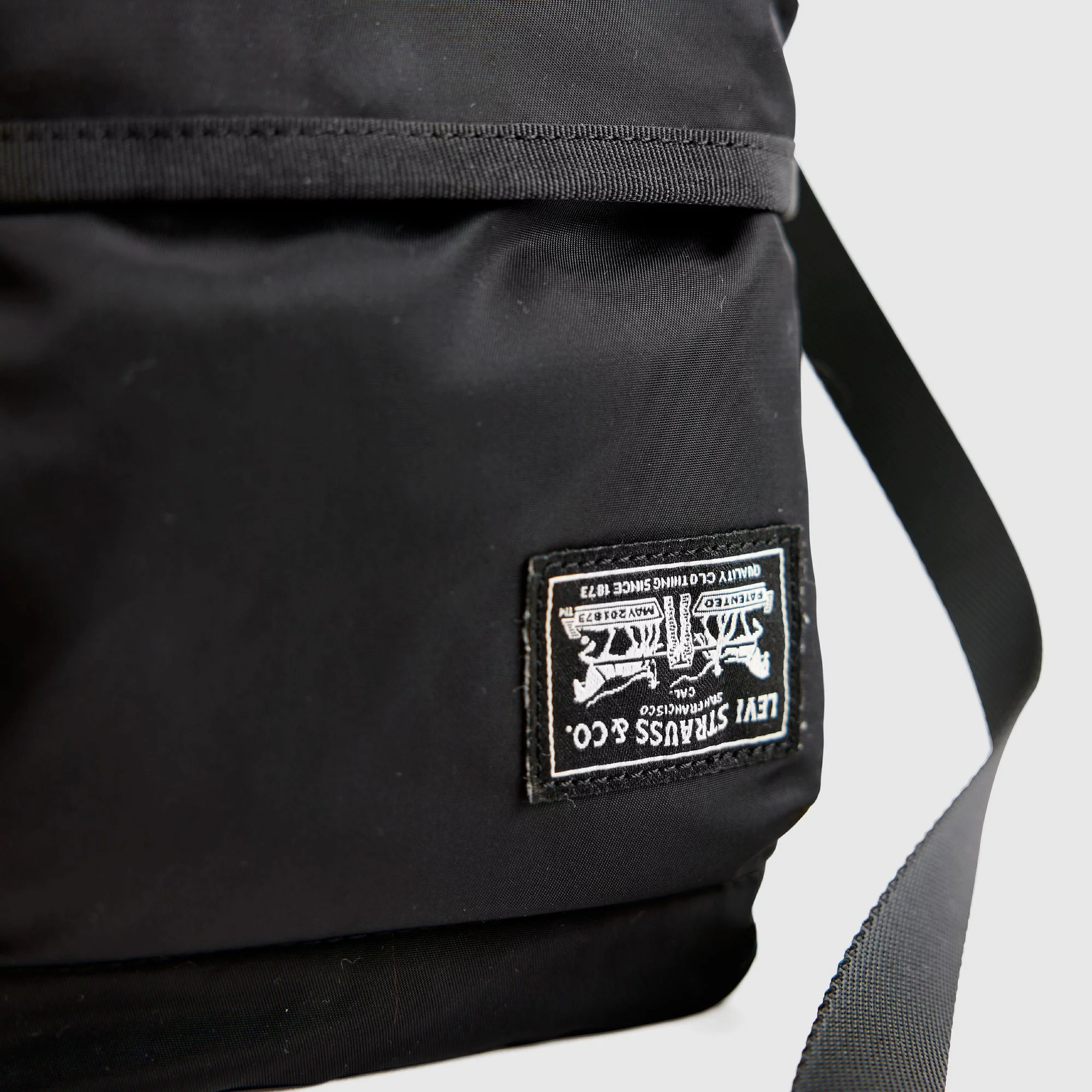 Levi's® Men's Mission Bay Crossbody Pouch - Image 4