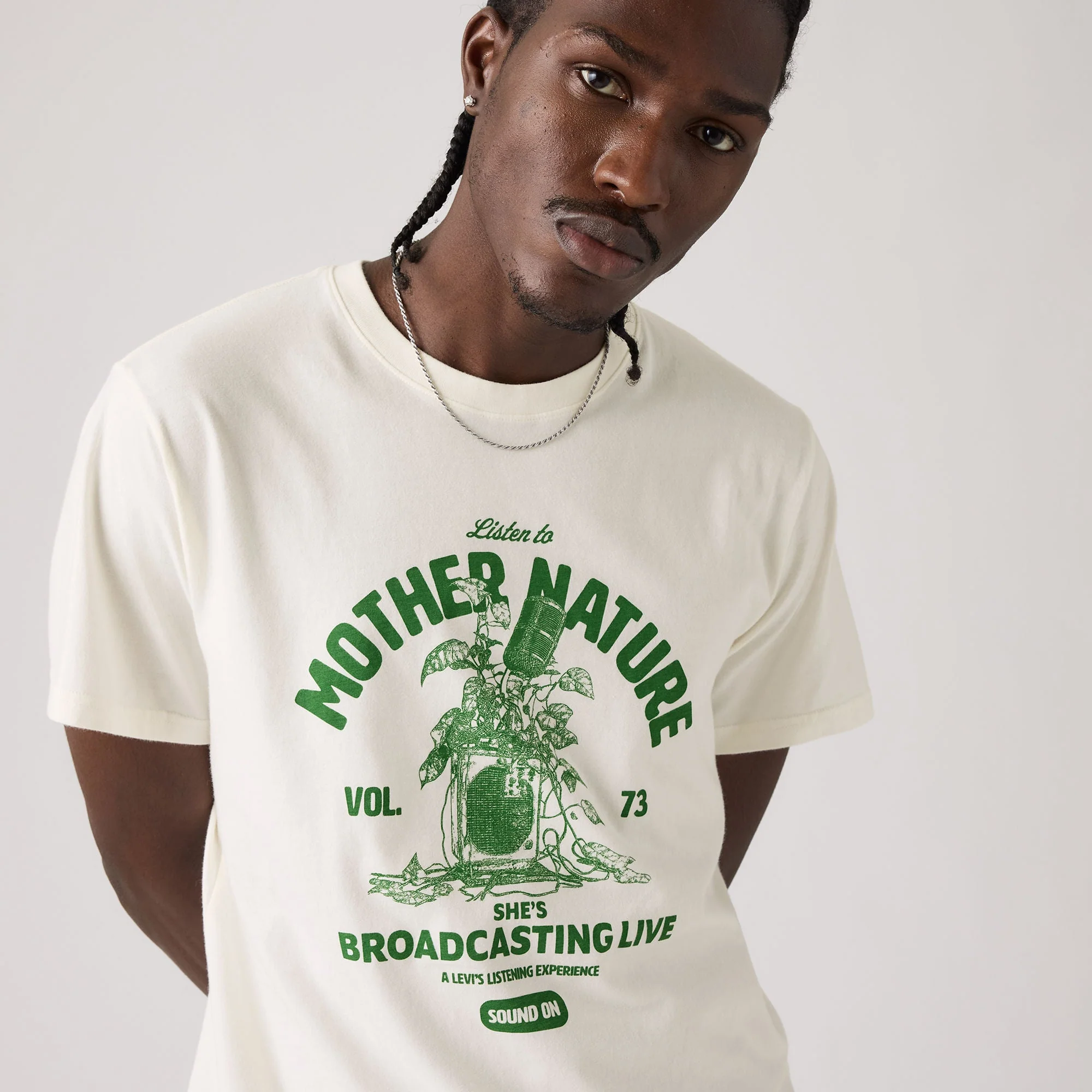 Levi's® Men's Relaxed Fit Short-Sleeve Graphic T-Shirt - Image 4