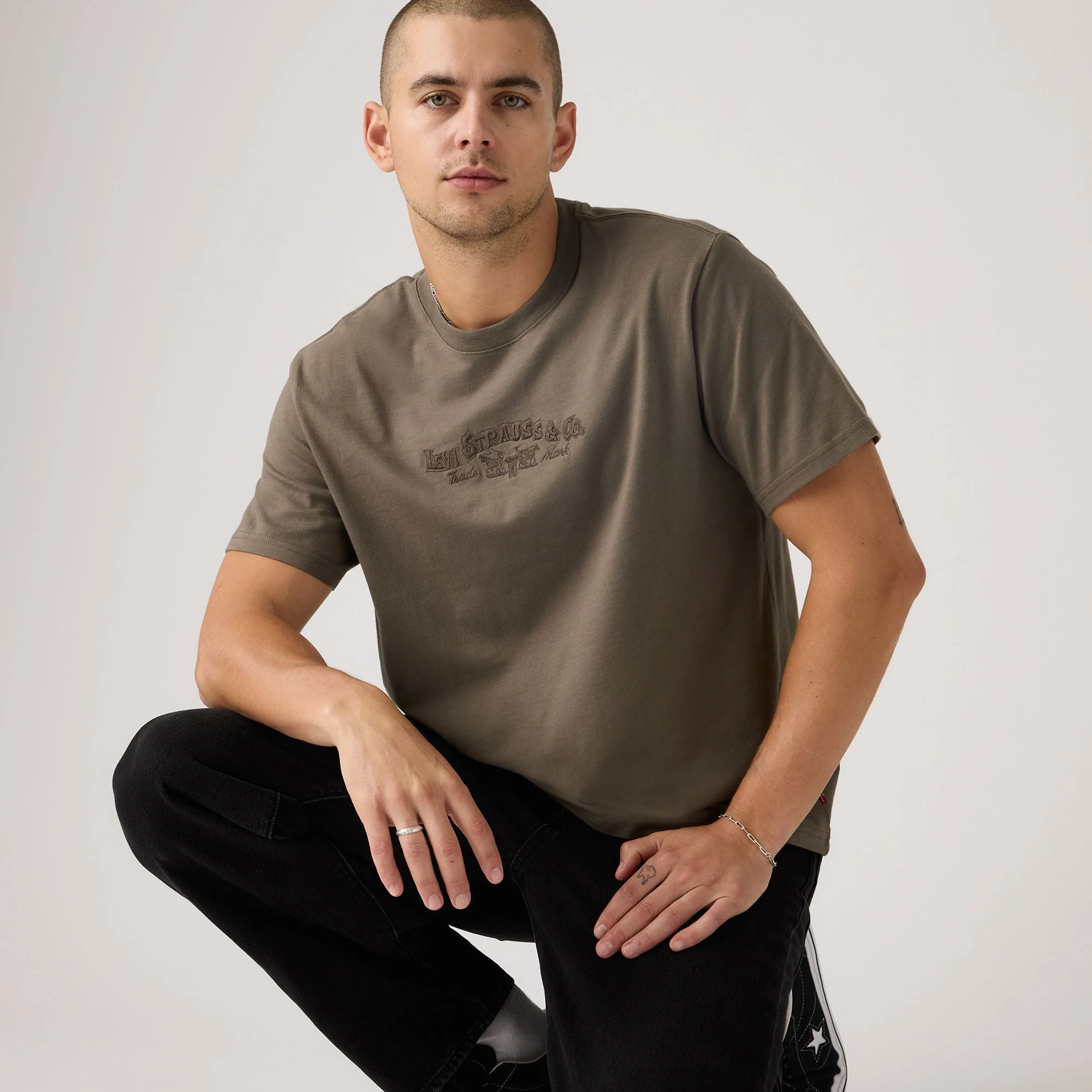Levi's® Men's Relaxed Short-Sleeve Graphic T-Shirt - Image 3