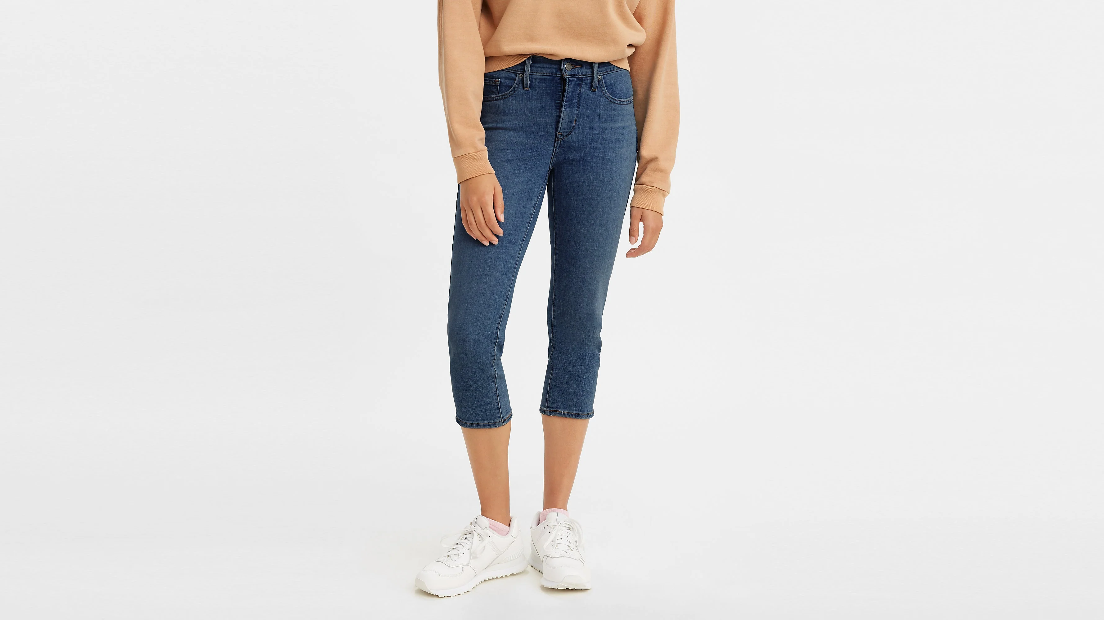 LeviāsĀ® Women's 311 Shaping Skinny Capri Jeans - Image 4