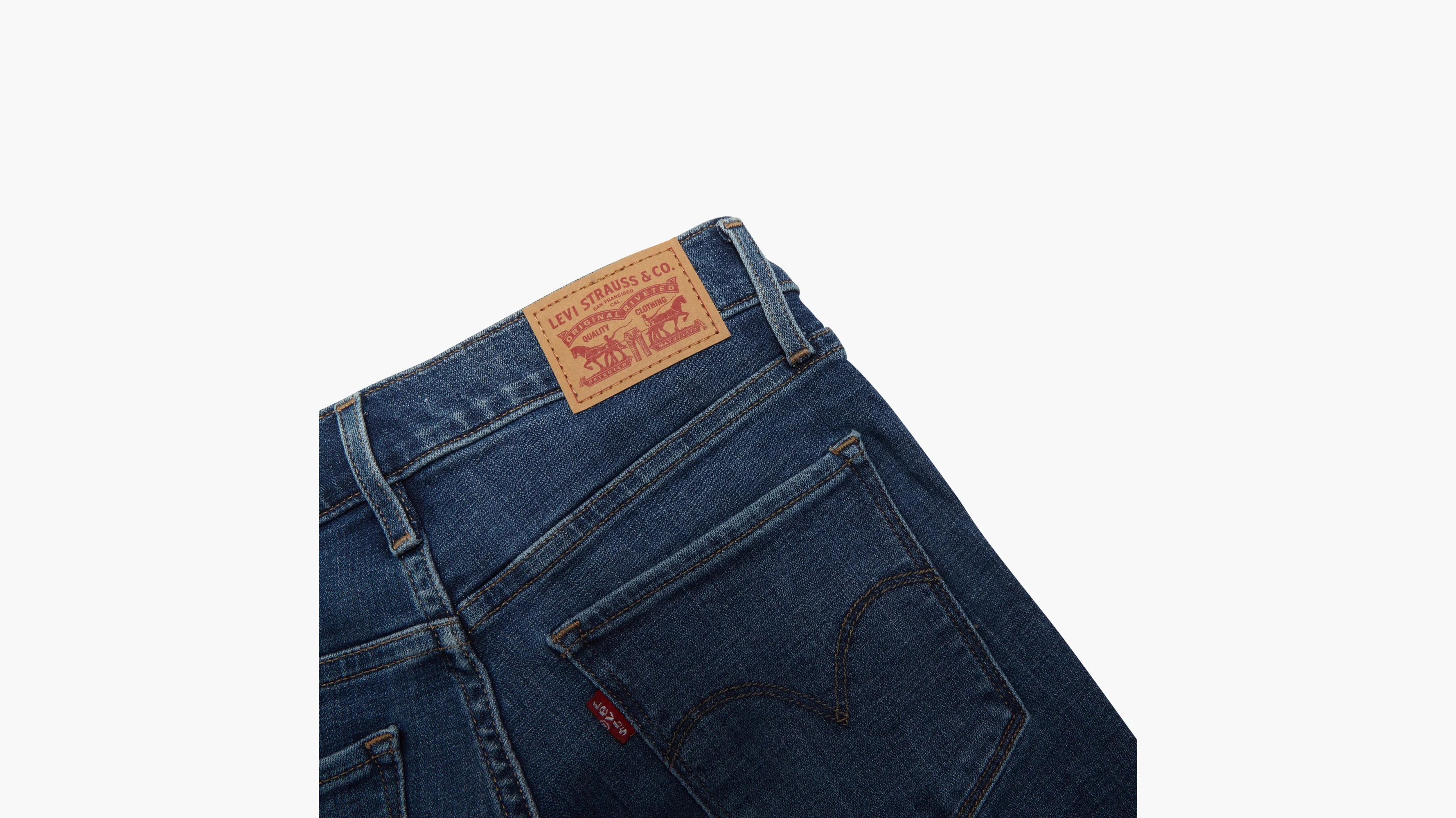LeviāsĀ® Women's 311 Shaping Skinny Capri Jeans - Image 8