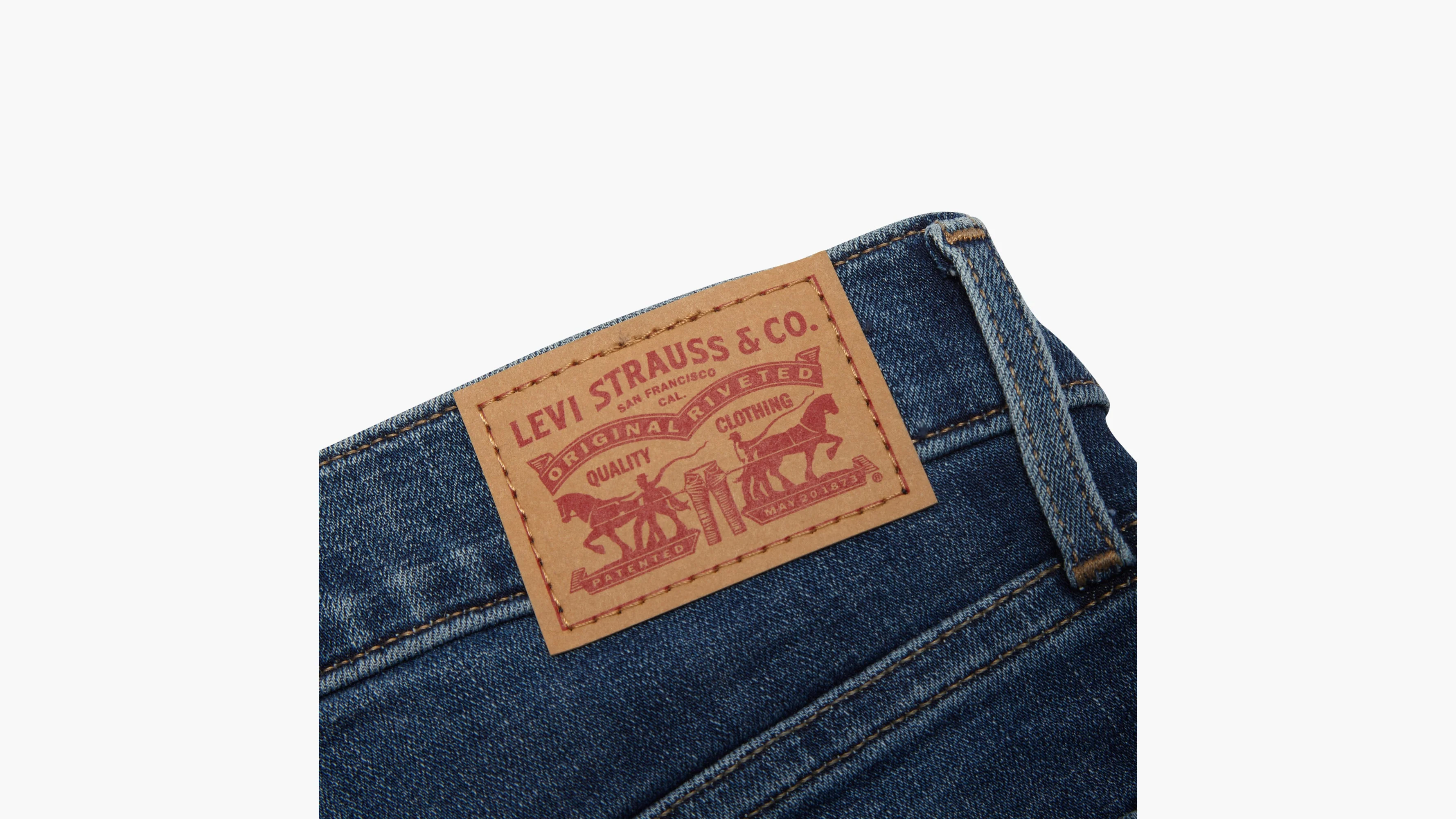 LeviāsĀ® Women's 311 Shaping Skinny Capri Jeans - Image 9