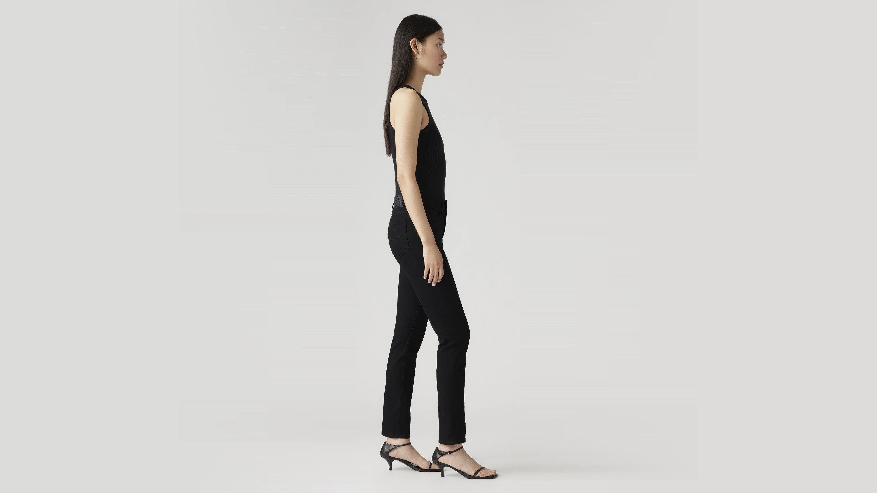 LeviāsĀ® Women's 312 Shaping Slim Jeans - Image 3