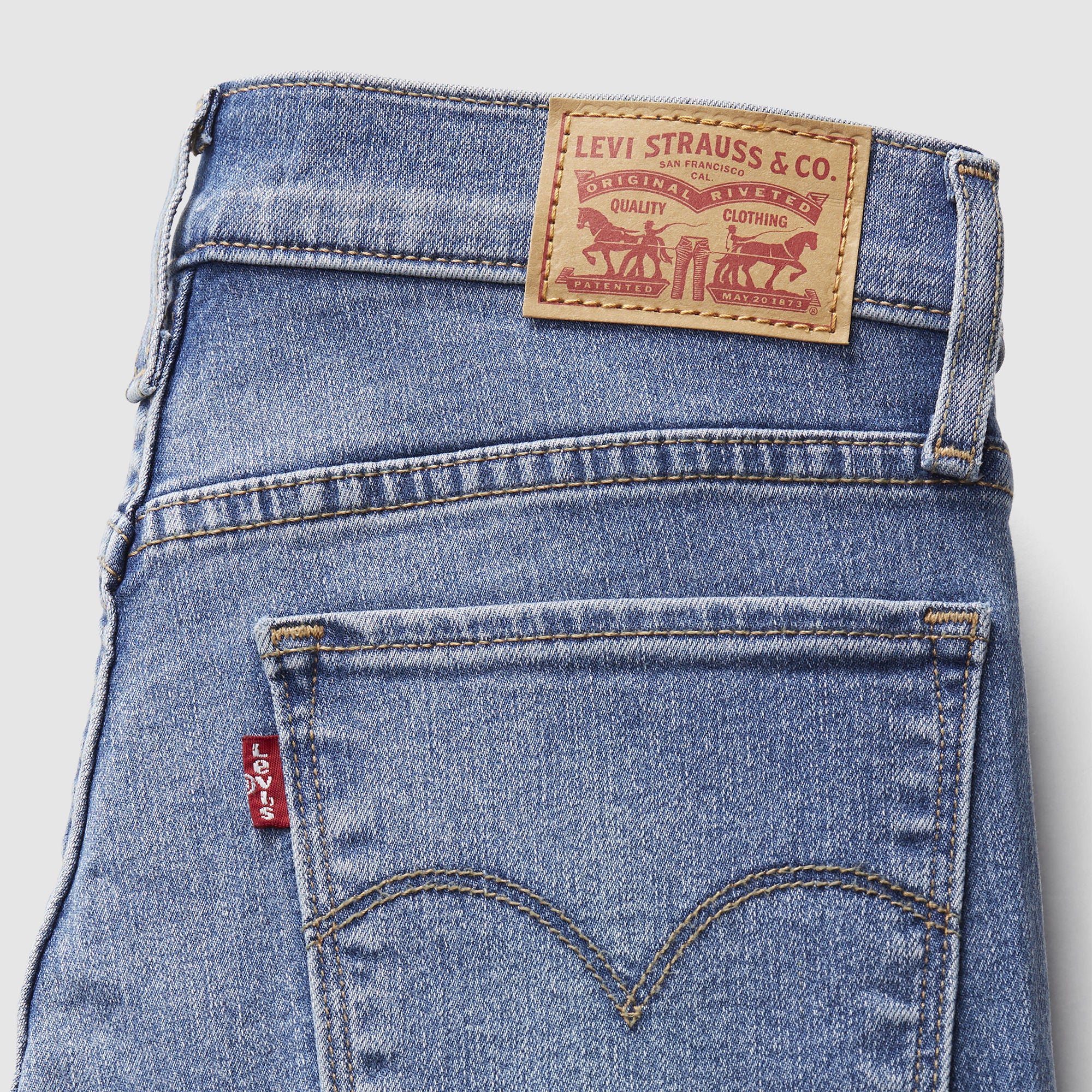 LeviāsĀ® Women's 312 Shaping Slim Jeans - Image 7