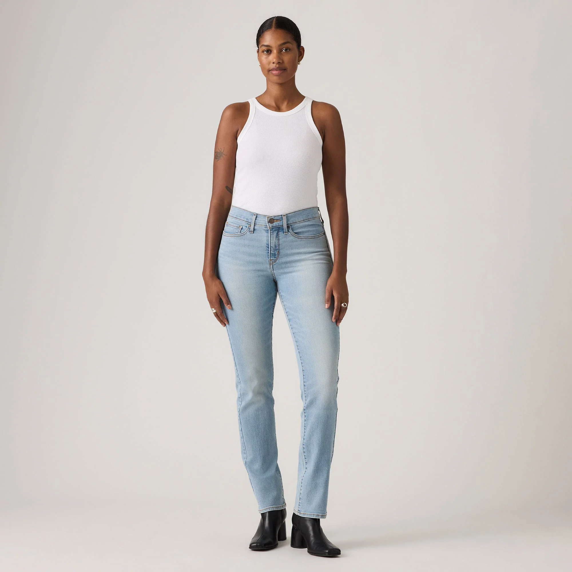 Levi's® Women's 314 Shaping Straight Jeans