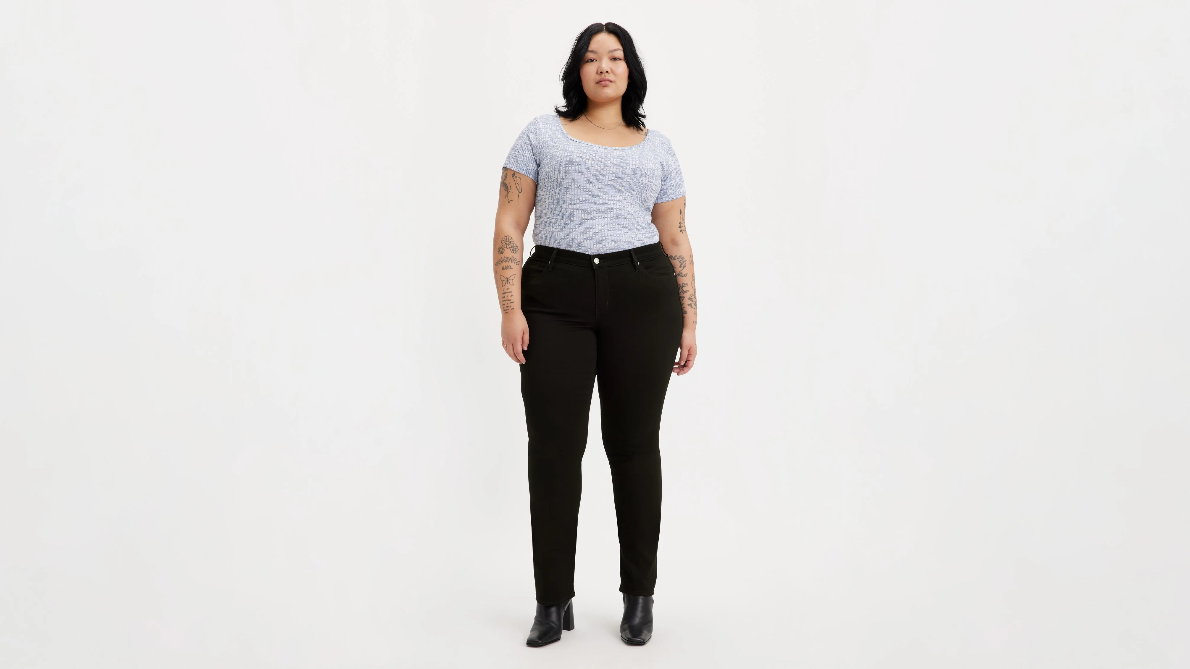 Levi’s® Women's 314 Shaping Straight Jeans