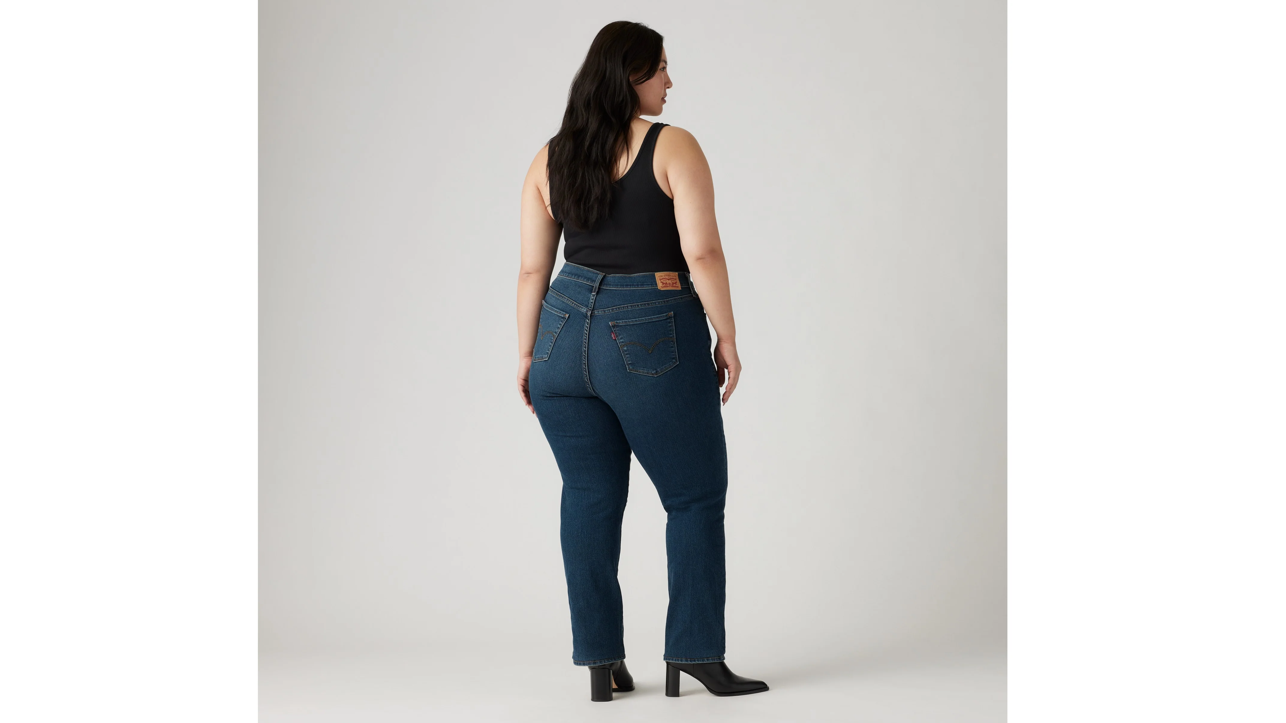 Levi’s® Women's 314 Shaping Straight Jeans - Image 2