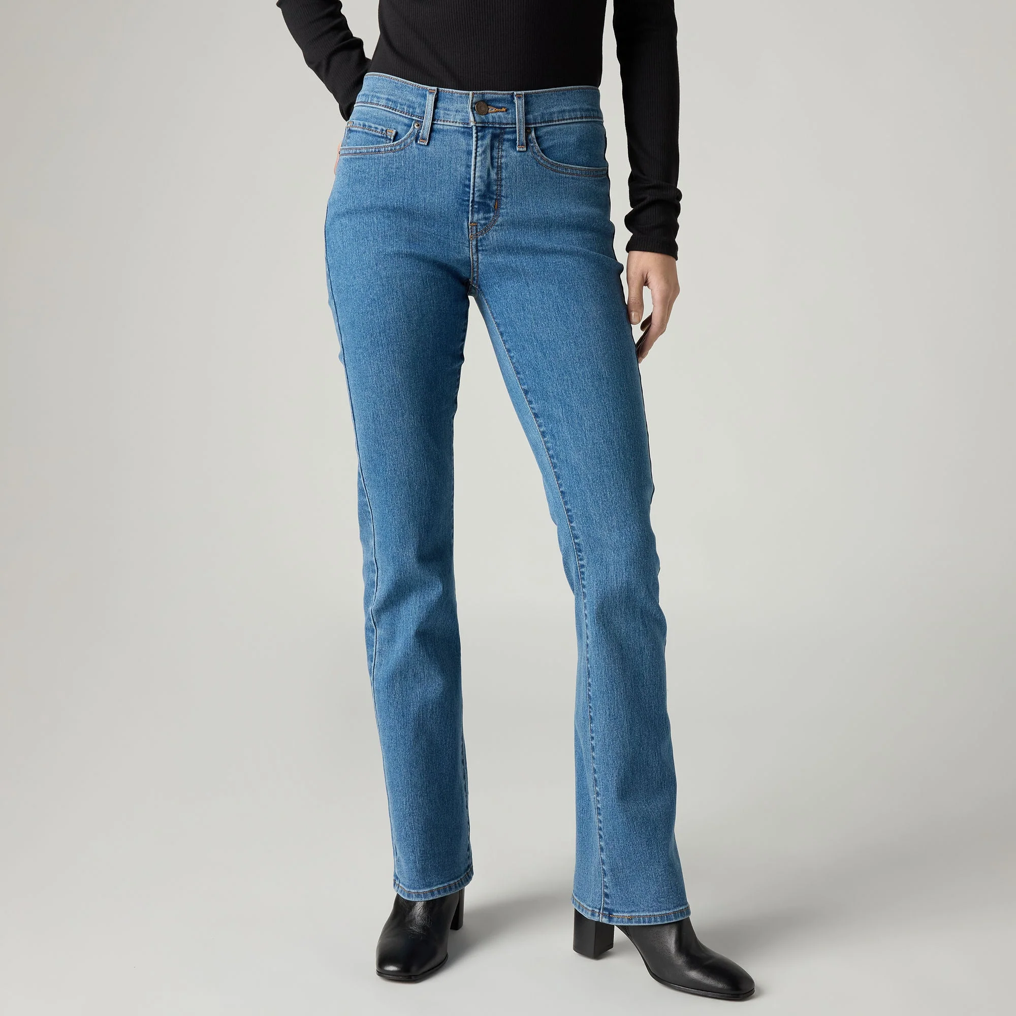 Levi's® Women's 315 Shaping Bootcut Jeans - Image 5