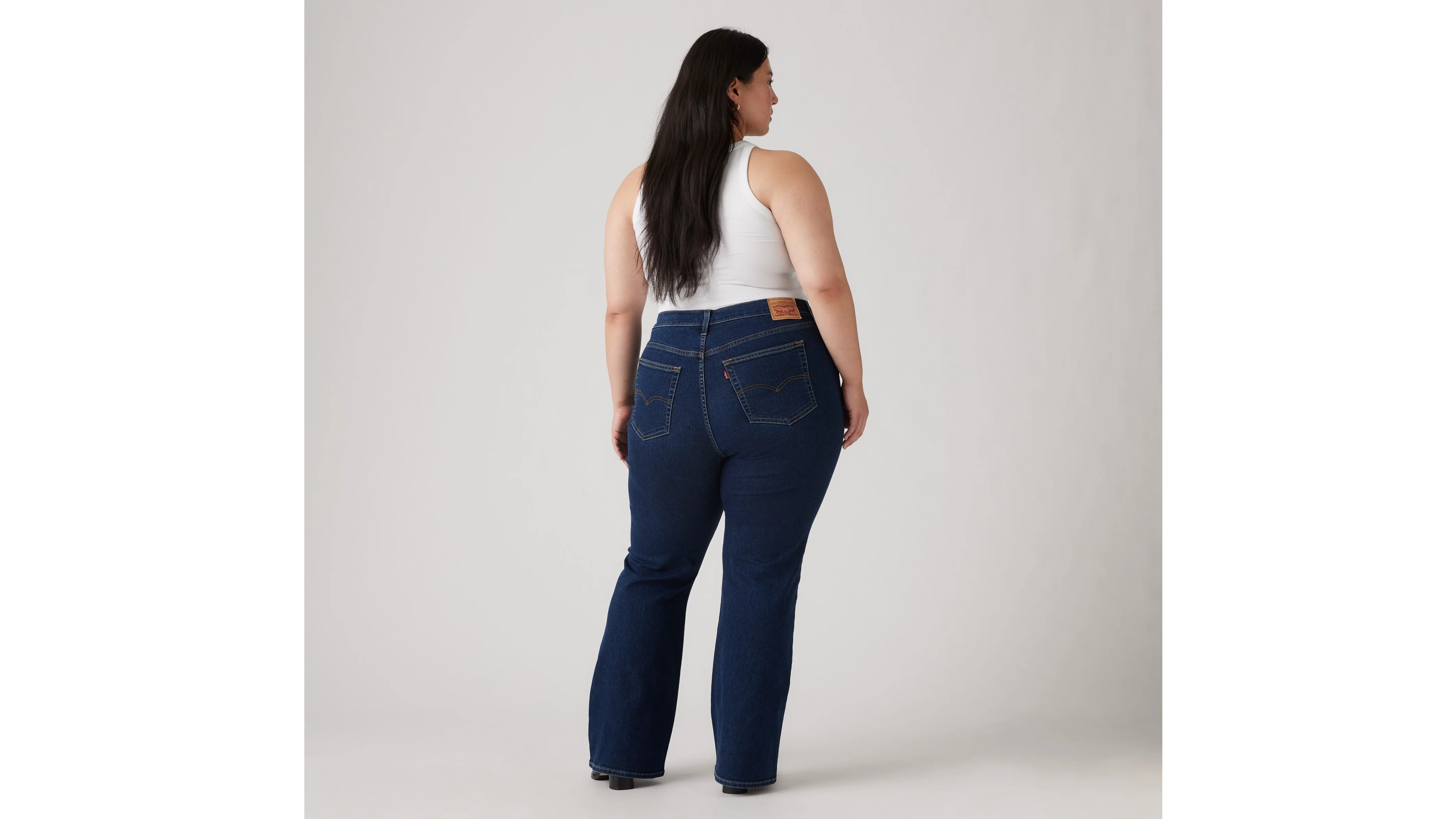 Levi's® Women's 725 High-Rise Bootcut Jeans (Plus Size) - Image 4