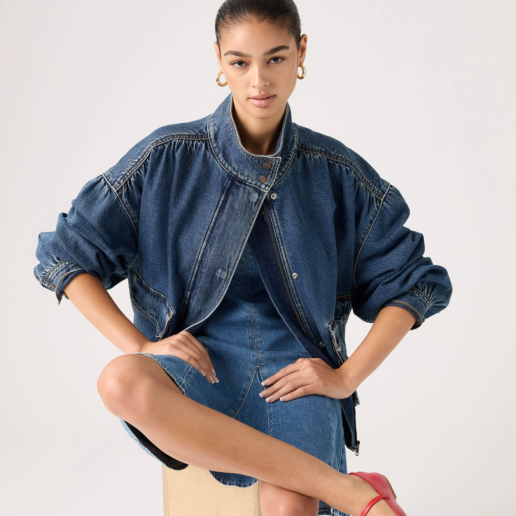 Levi'sĀ® Women's Blouson Trucker Jacket - Image 3
