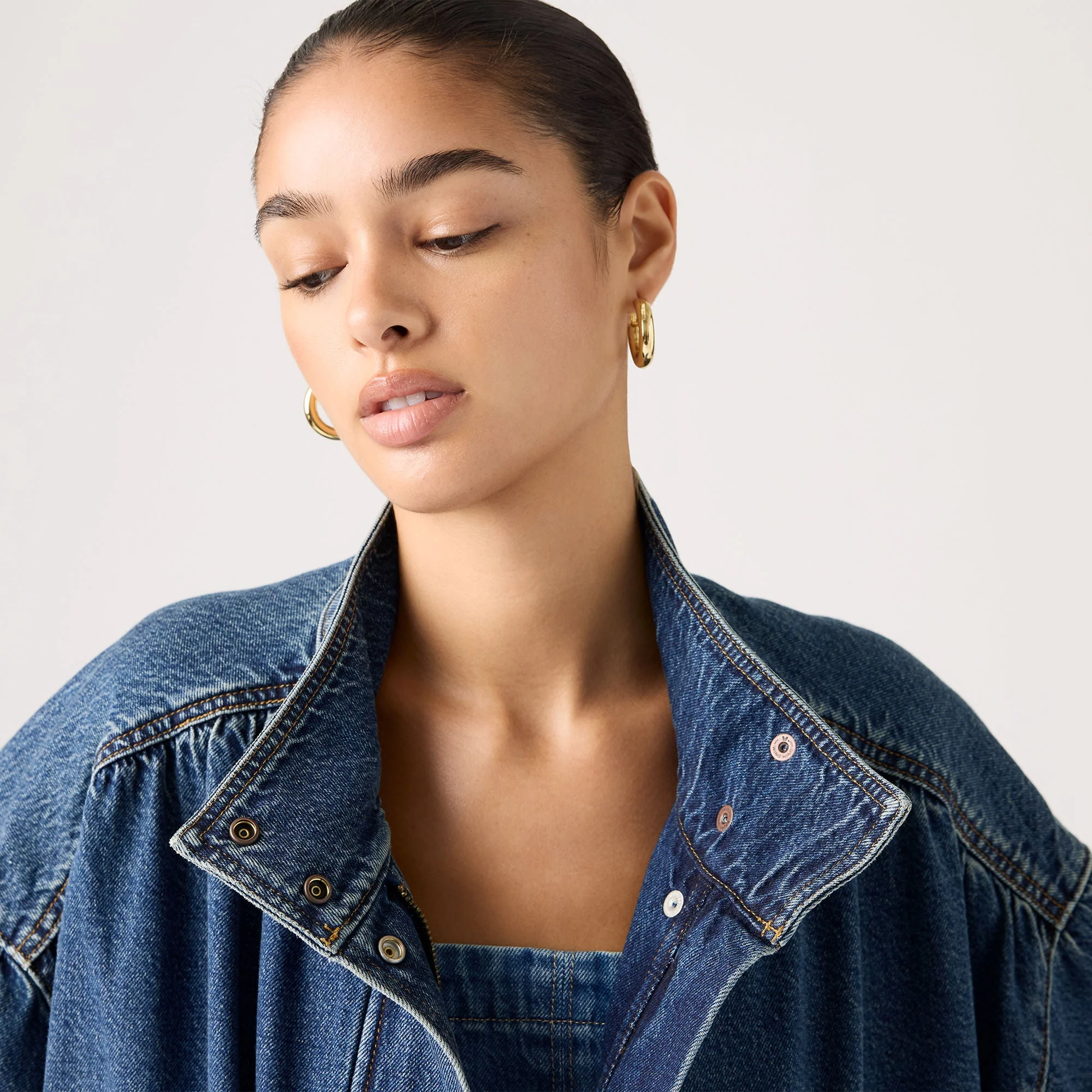 Levi'sĀ® Women's Blouson Trucker Jacket - Image 4