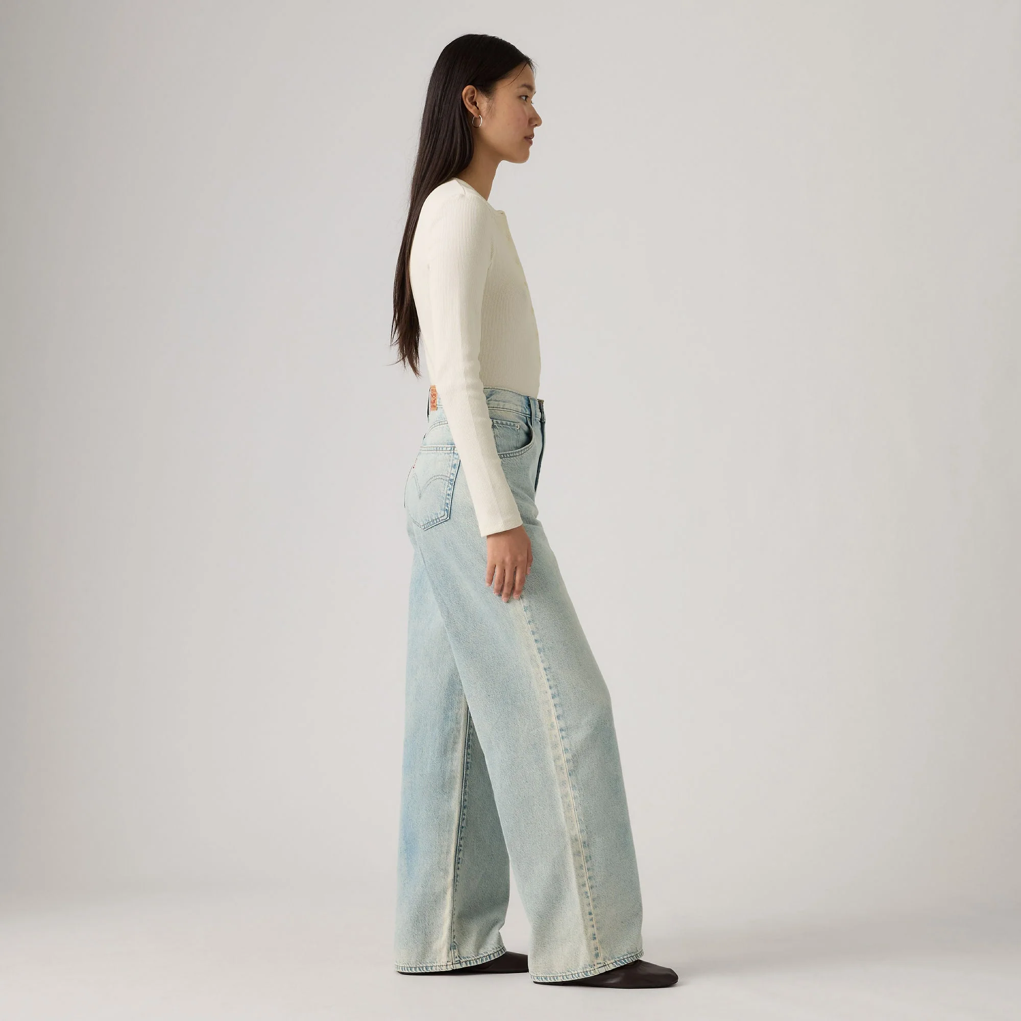 Levi's® Women's Cinch Baggy Jeans - Image 3