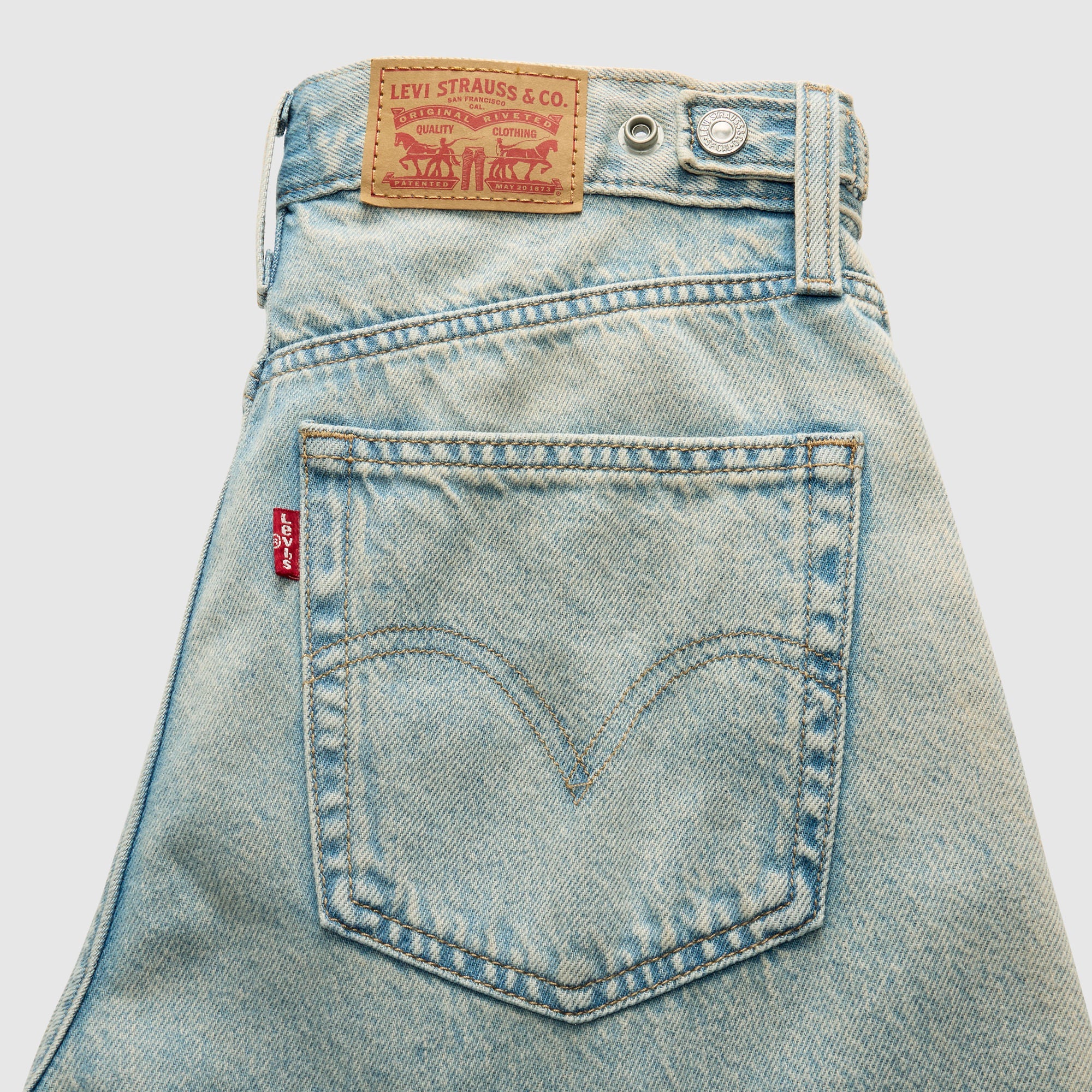 Levi's® Women's Cinch Baggy Jeans - Image 8