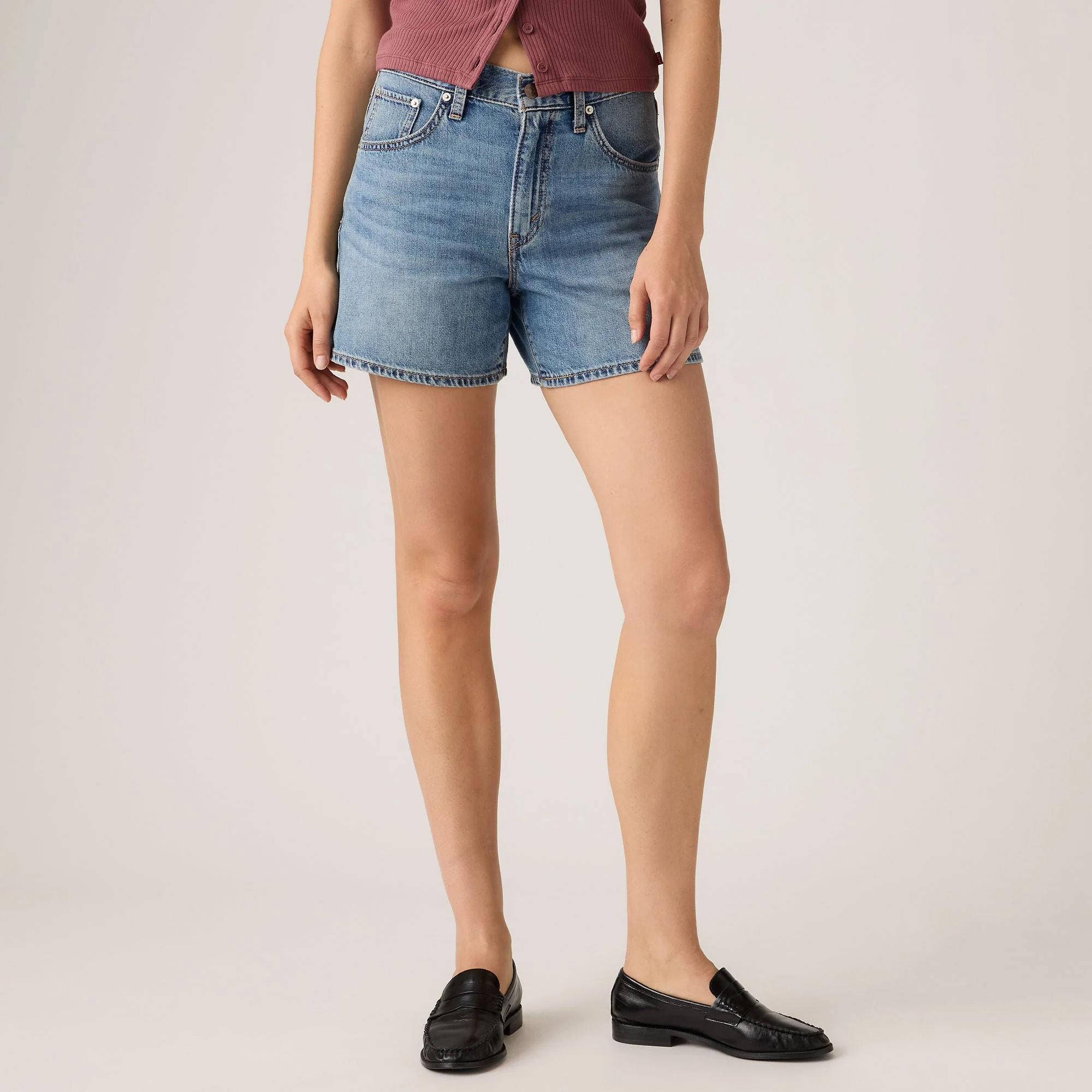 Levi's® Women's Cinch Mid-Thigh Shorts - Image 5