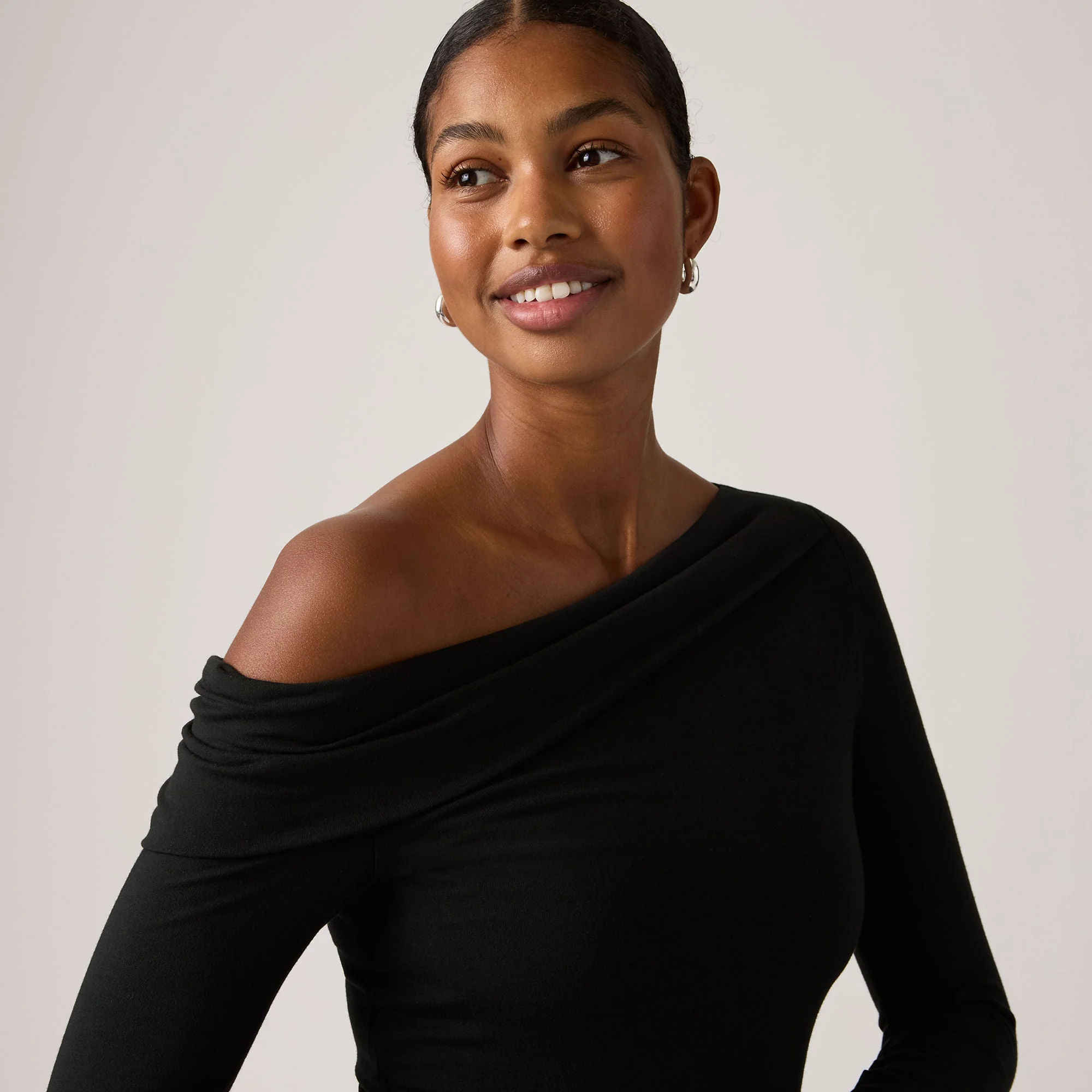 Levi's® Women's Clara Off Shoulder Long-Sleeve Top - Image 4