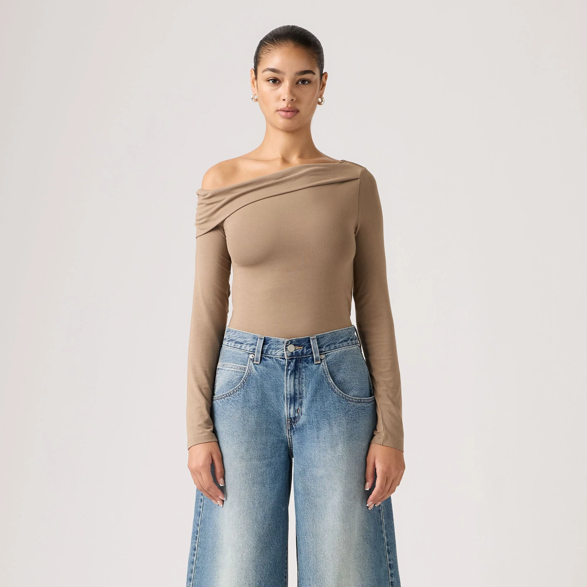 Levi's® Women's Clara Off Shoulder Long-Sleeve Top
