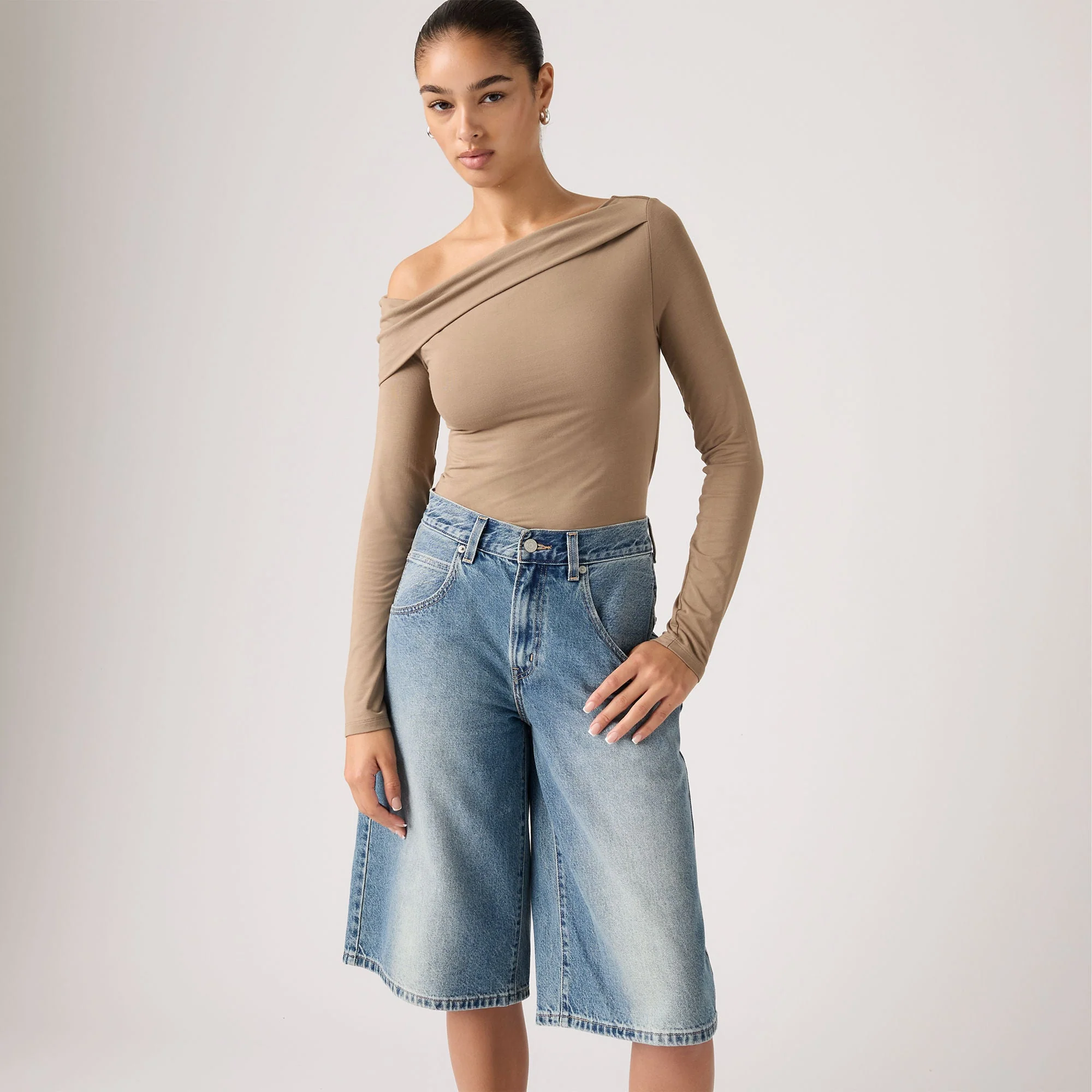 Levi's® Women's Clara Off Shoulder Long-Sleeve Top - Image 3