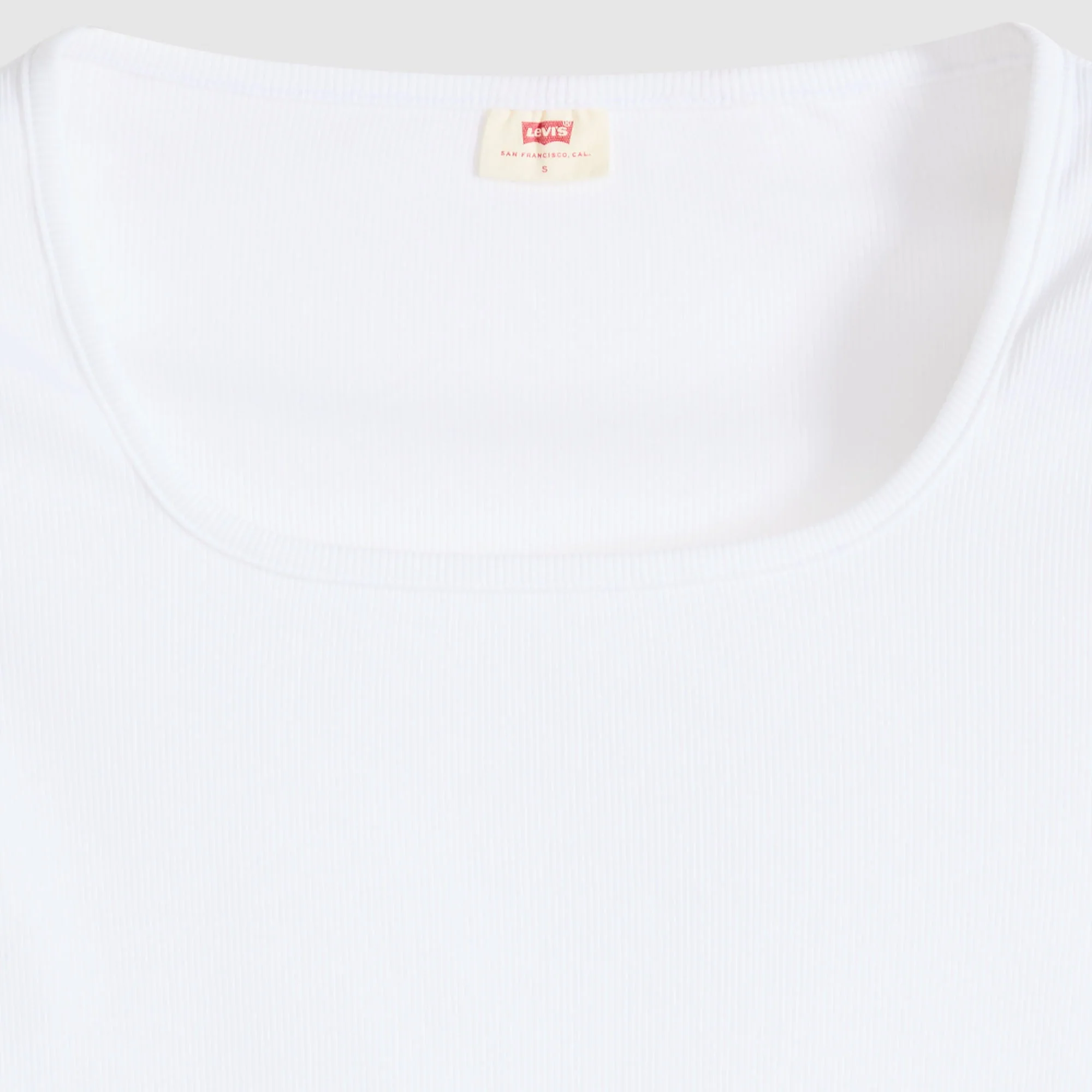 Levi'sĀ® Women's Essential Square Neck Long-Sleeve Tee - Image 6