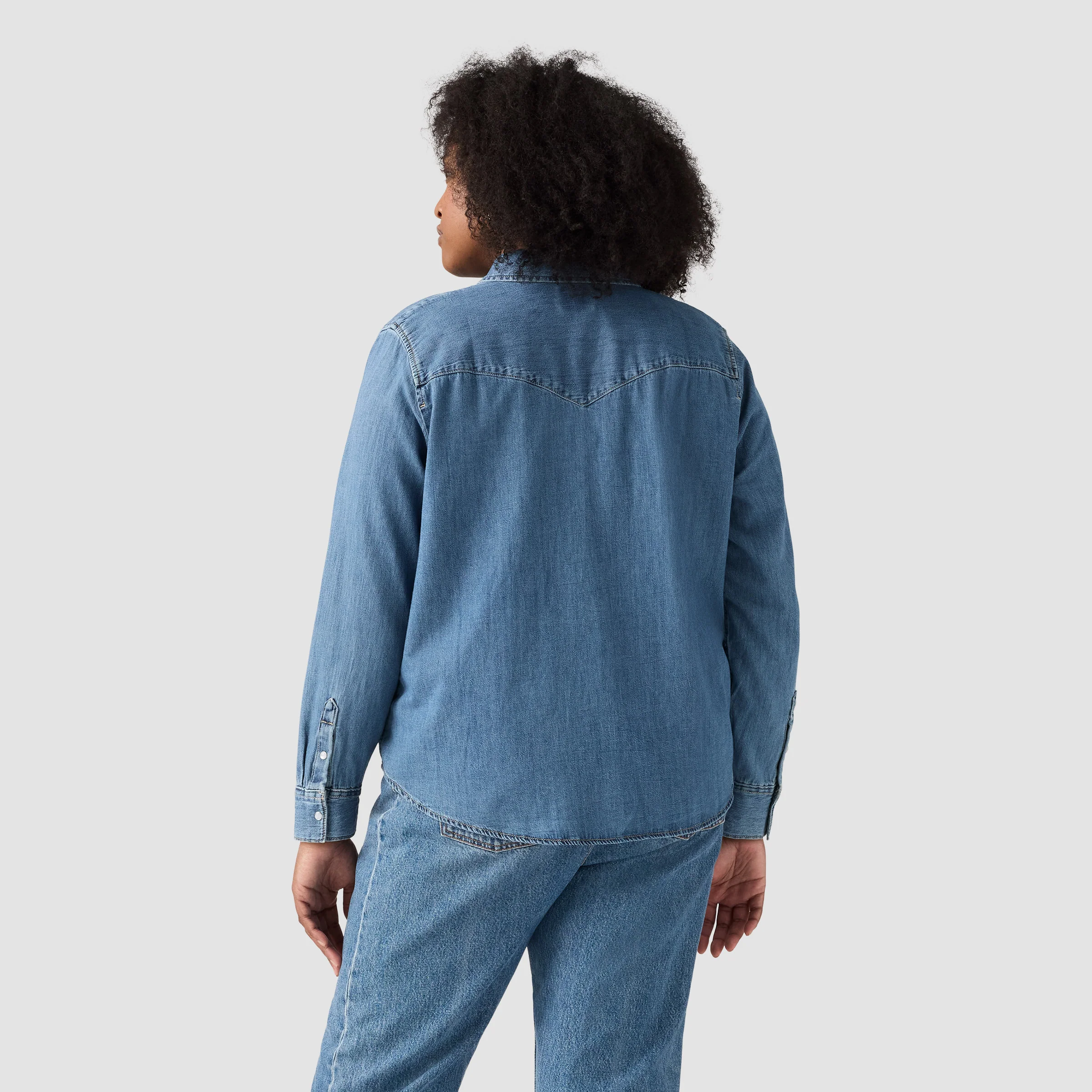Levi's® Women's Essential Western Shirt (Plus Size) - Image 2