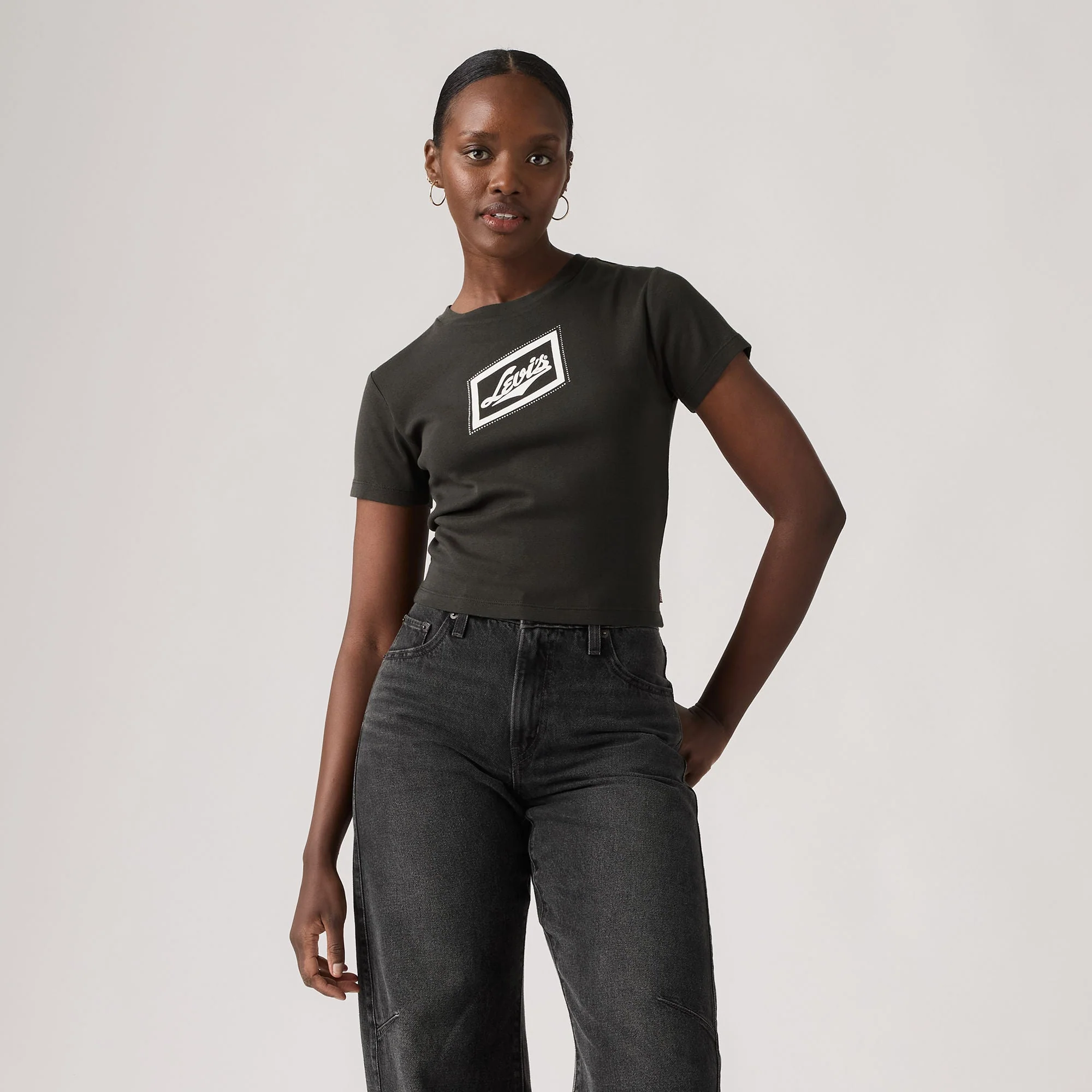 Levi'sĀ® Women's Graphic Essential Sporty Tee