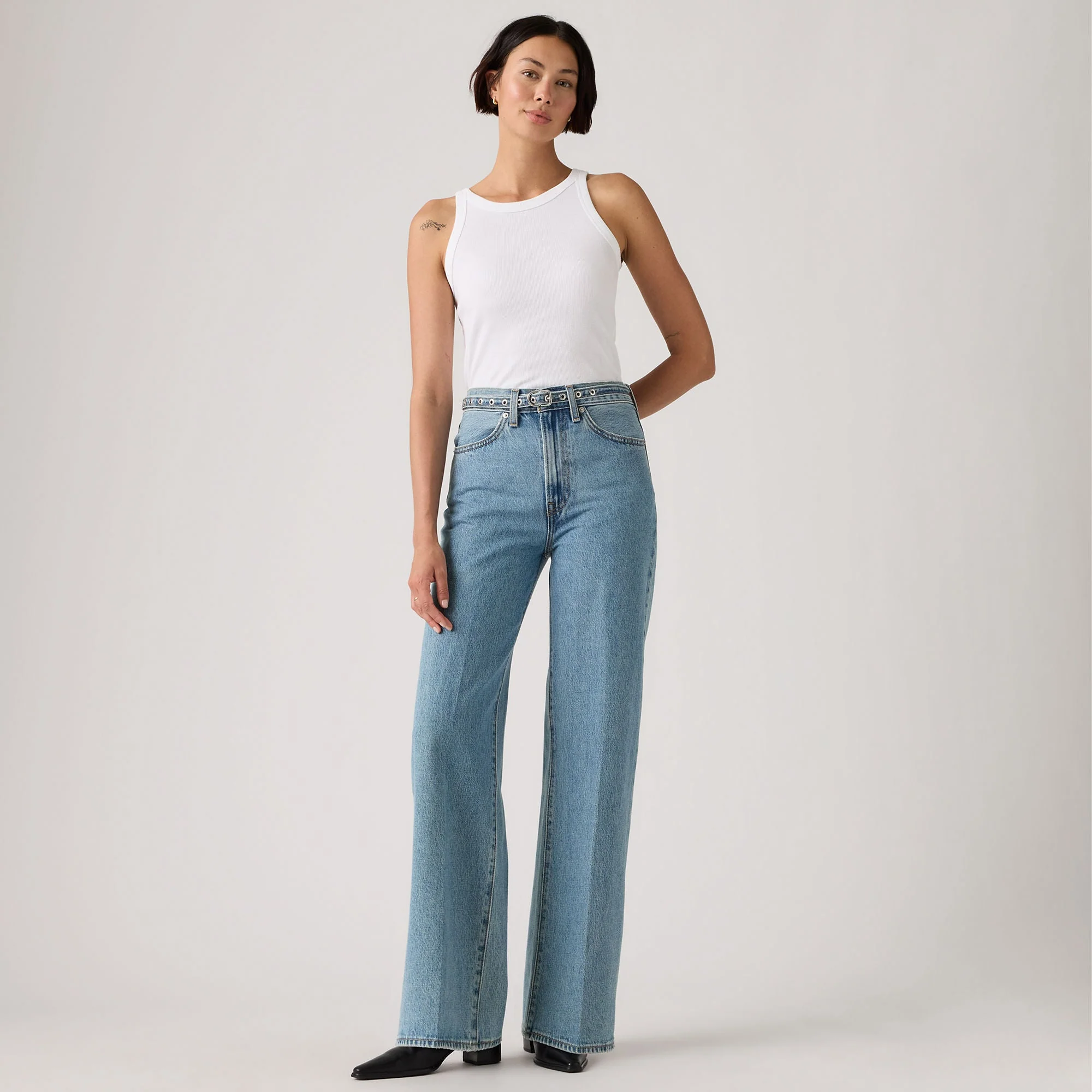 Levi'sĀ® Women's Ribcage Wide-Leg Belted Jeans - Image 4