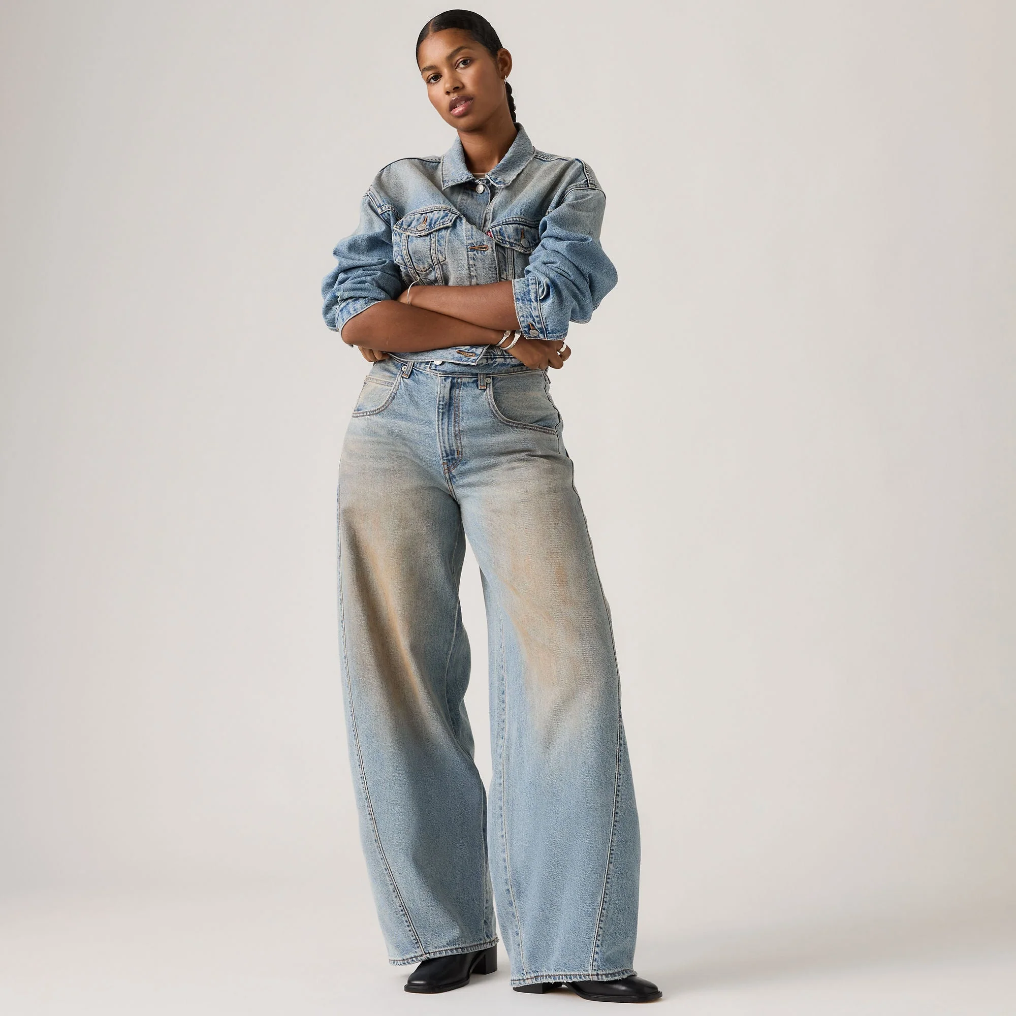 Levi'sĀ® Women's Super Baggy Barrel Jeans - Image 4