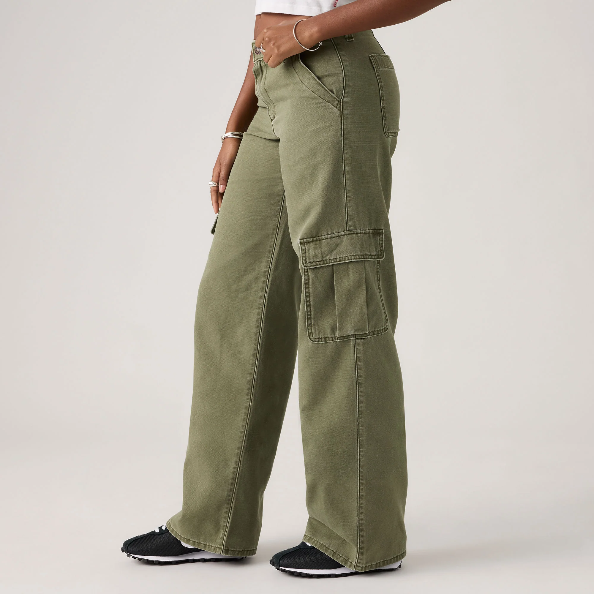 Levi's® Women's Superlow Loose Cargos - Image 5