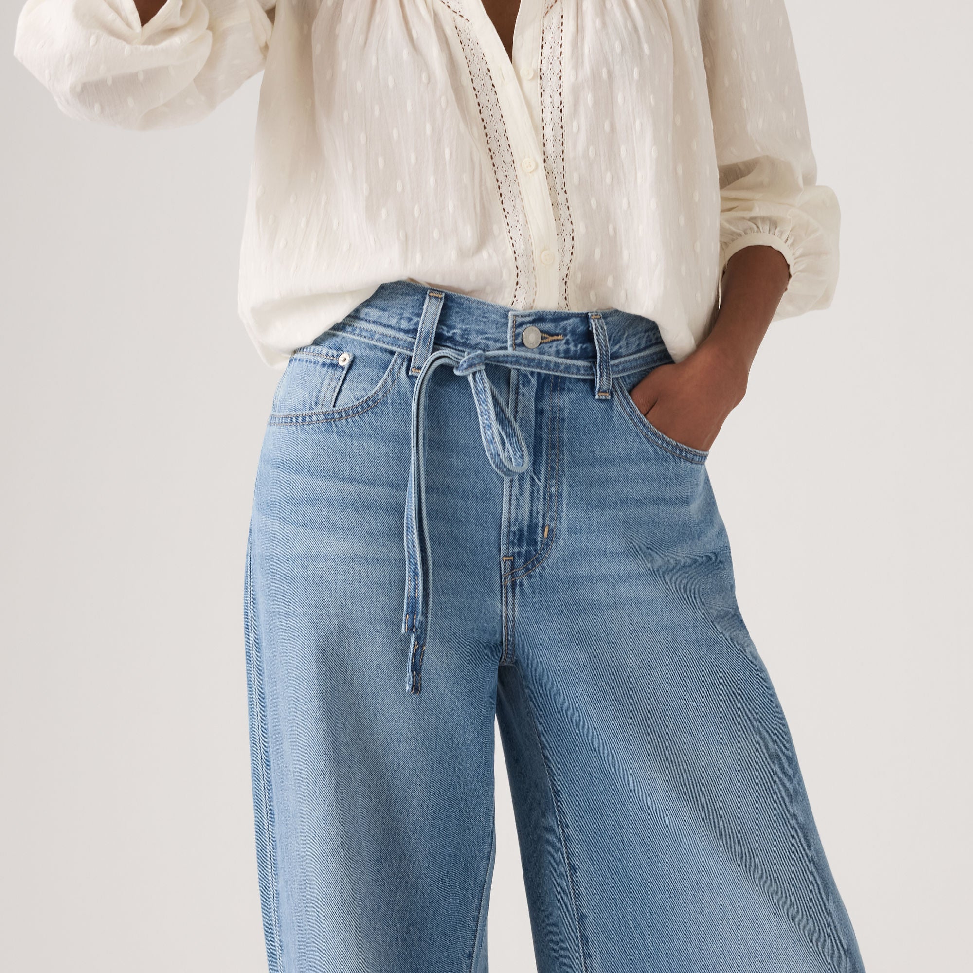 Levi's® Women's XL Straight Jeans - Image 5